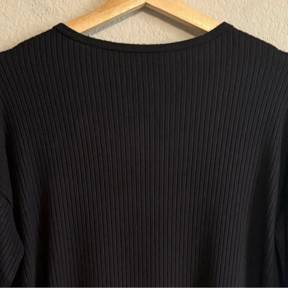 American Eagle Black Long Sleeve Super Soft Ribbed V Neck Shirt Top Size Medium - Picture 6 of 9